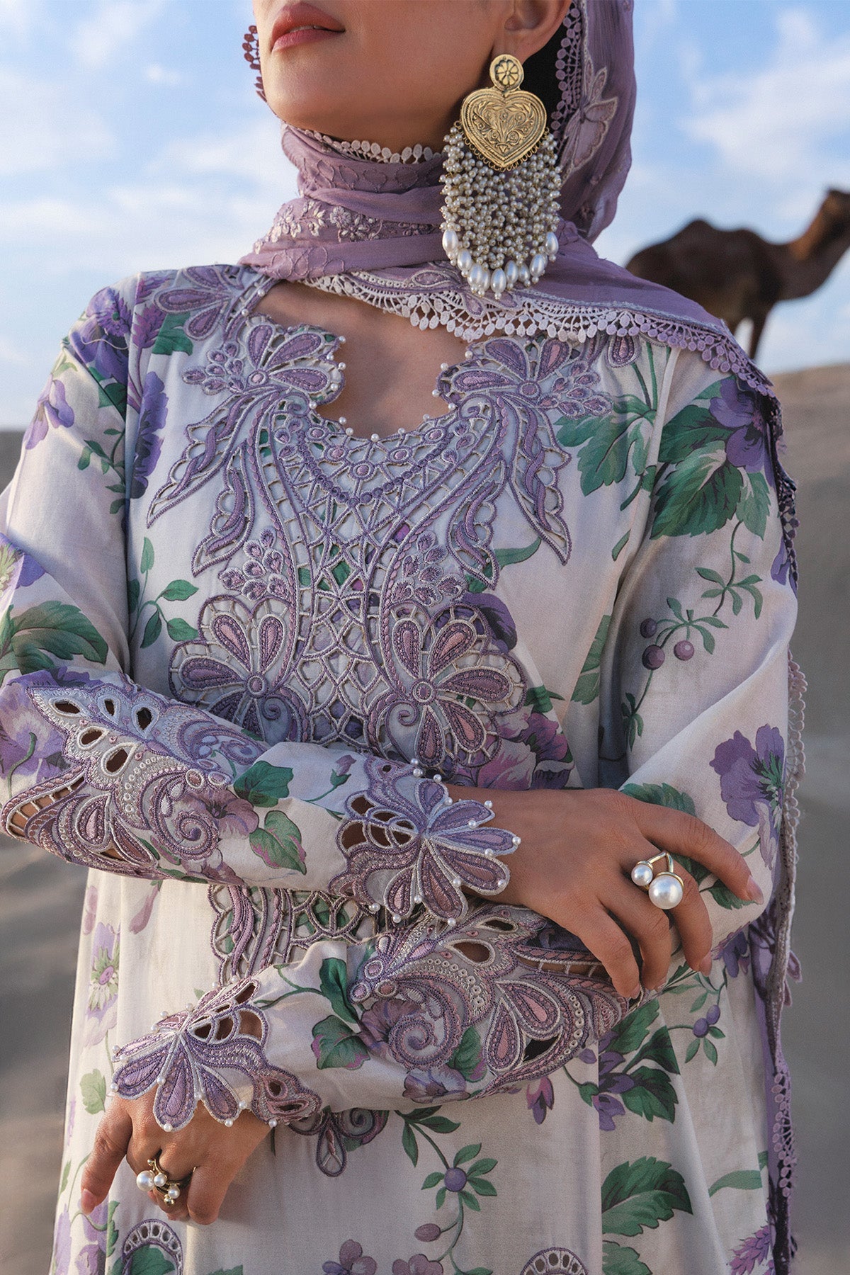 Aman Luxury Lawn – Amaris NE-231
