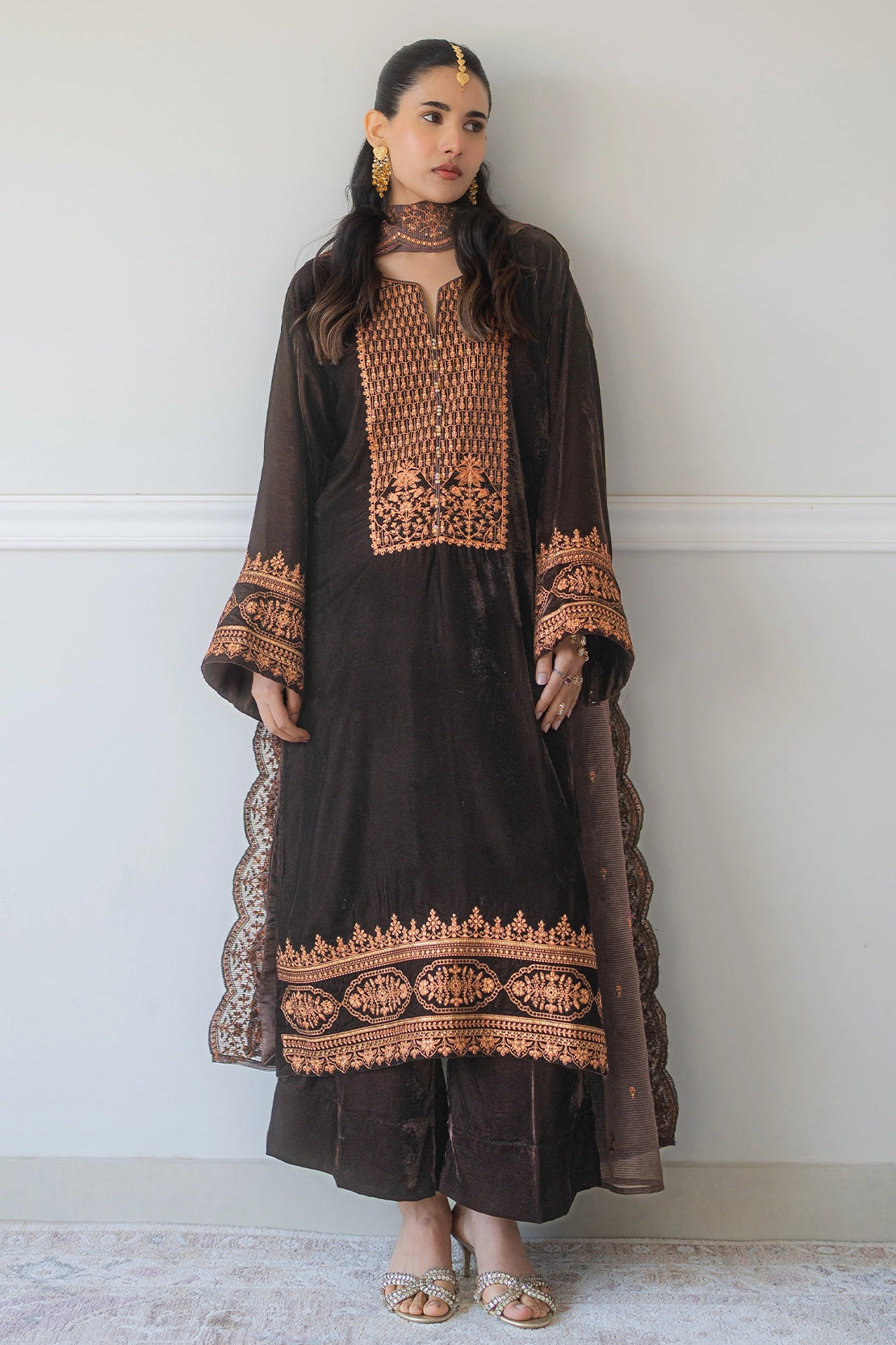 poly organza Kurta Set in Walnut brown