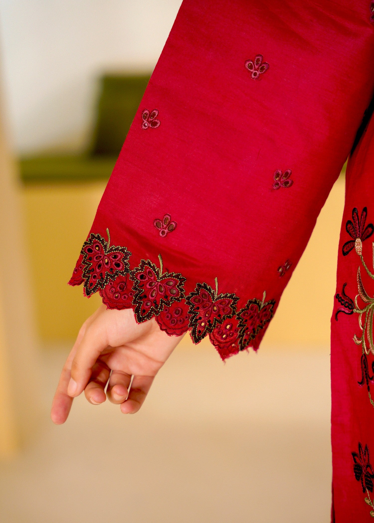slub lawn Unstitched in Crimson