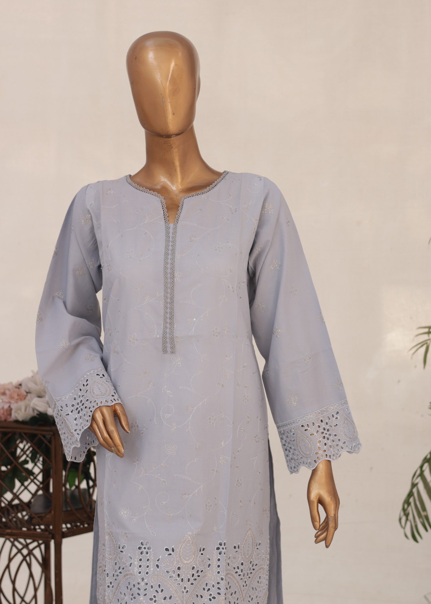 cambric Kurta Set in Pastel grey