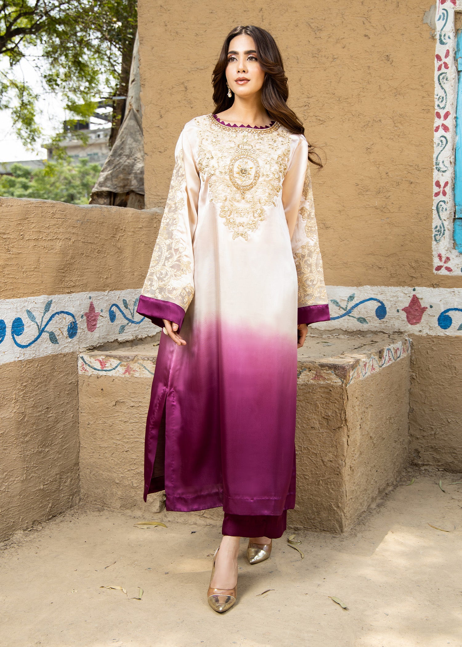 charmuse/shamooz Kurta Set in Beige, purple