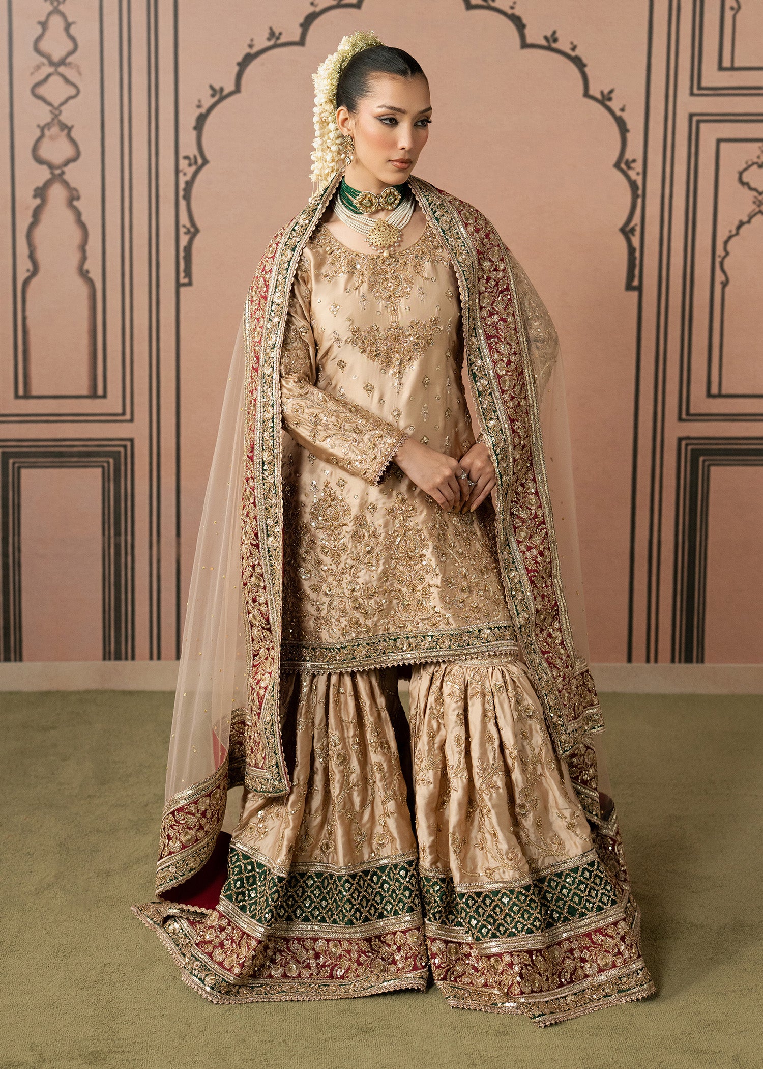 charmuse/shamooz Gharara in Cream