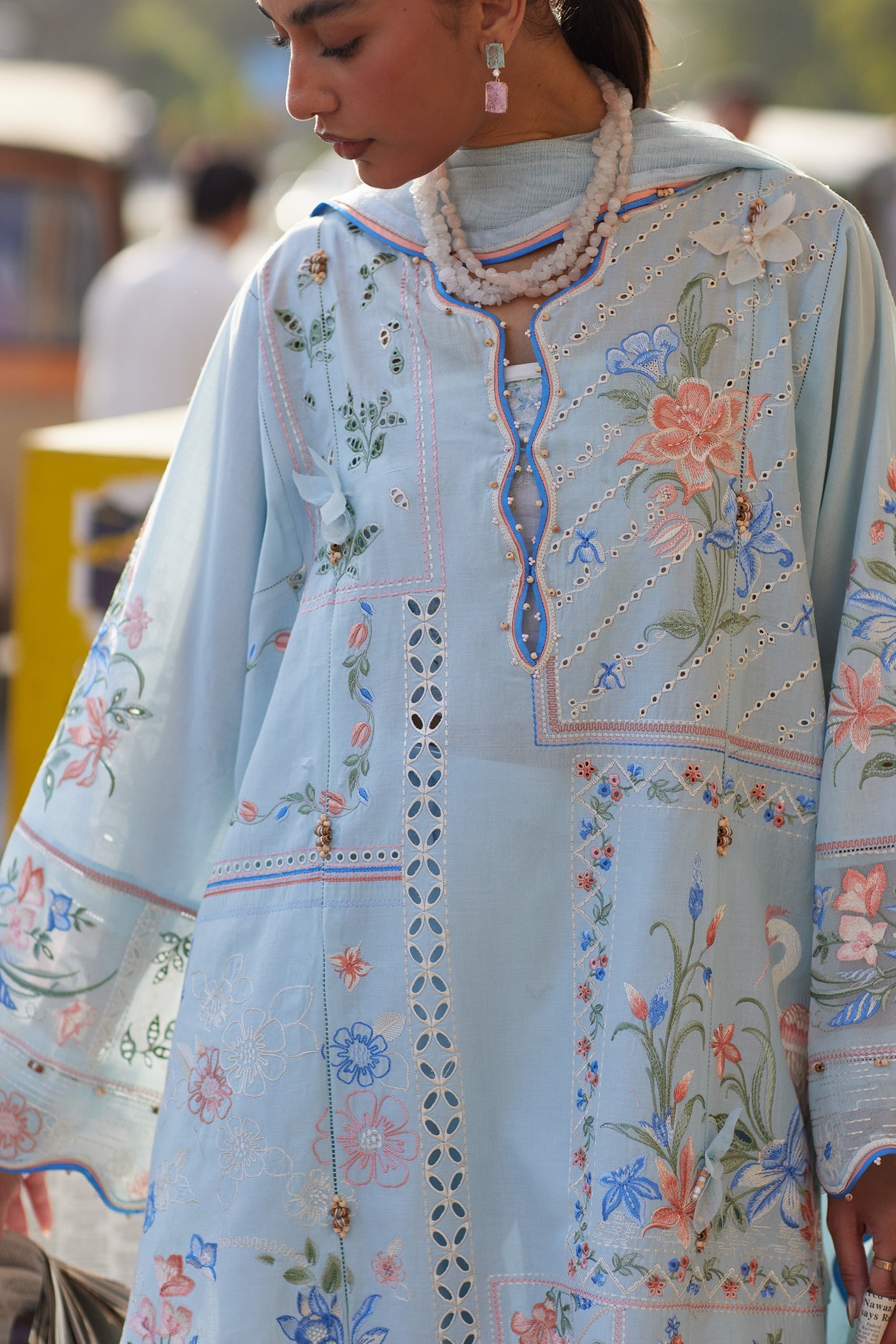 Festive Luxury Lawn – Forget Me Not Breeze (Z-10)