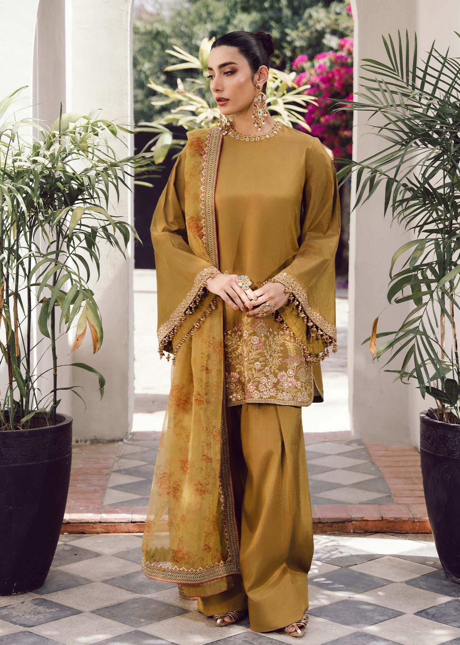 pk raw silk Kurta Set in Olive green