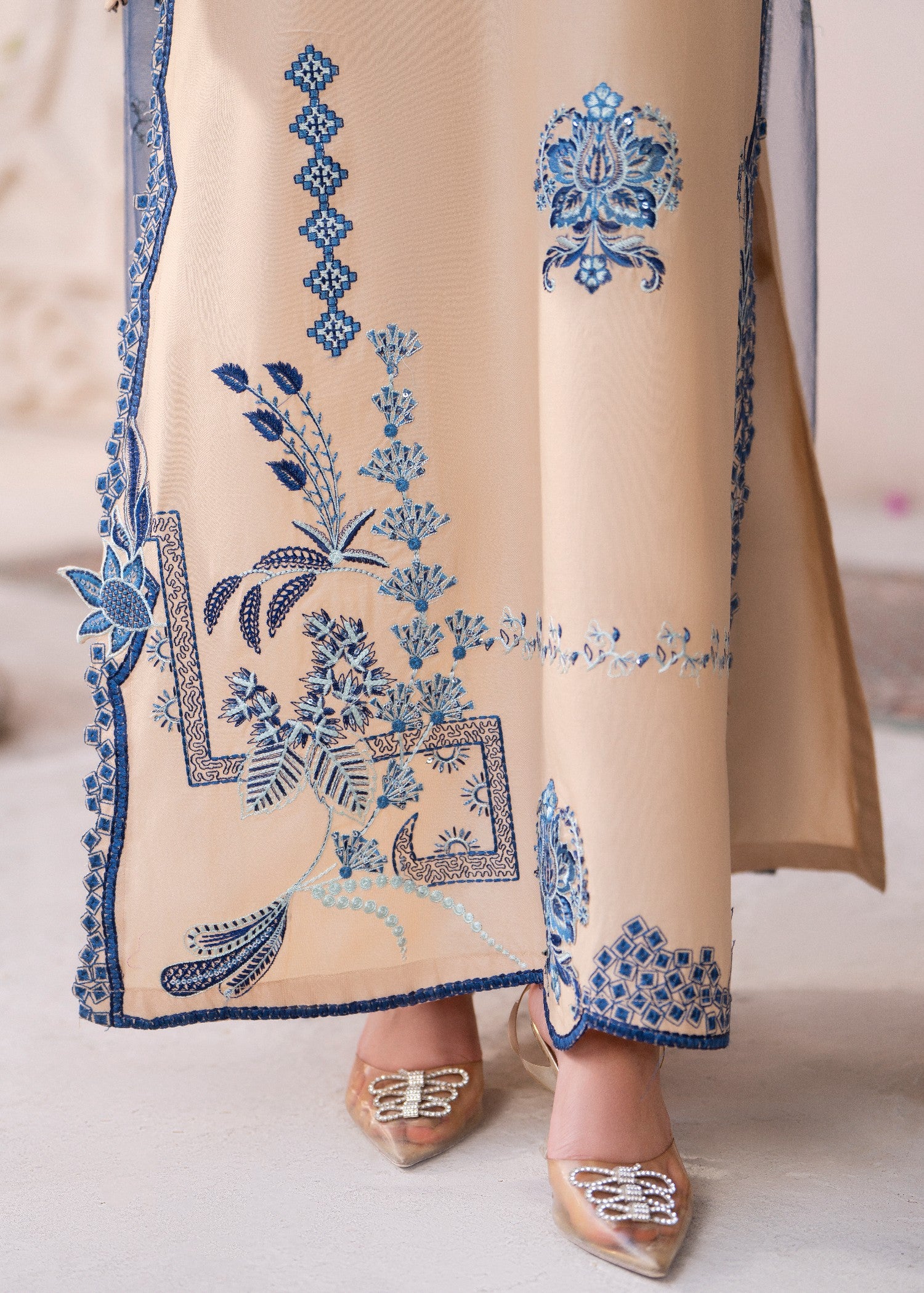 cambric Kurta Set in Buttercream