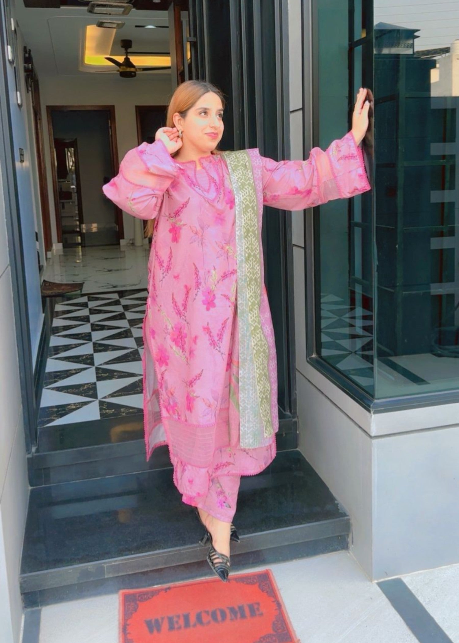 poly lawn Kurta Set in Petal pink