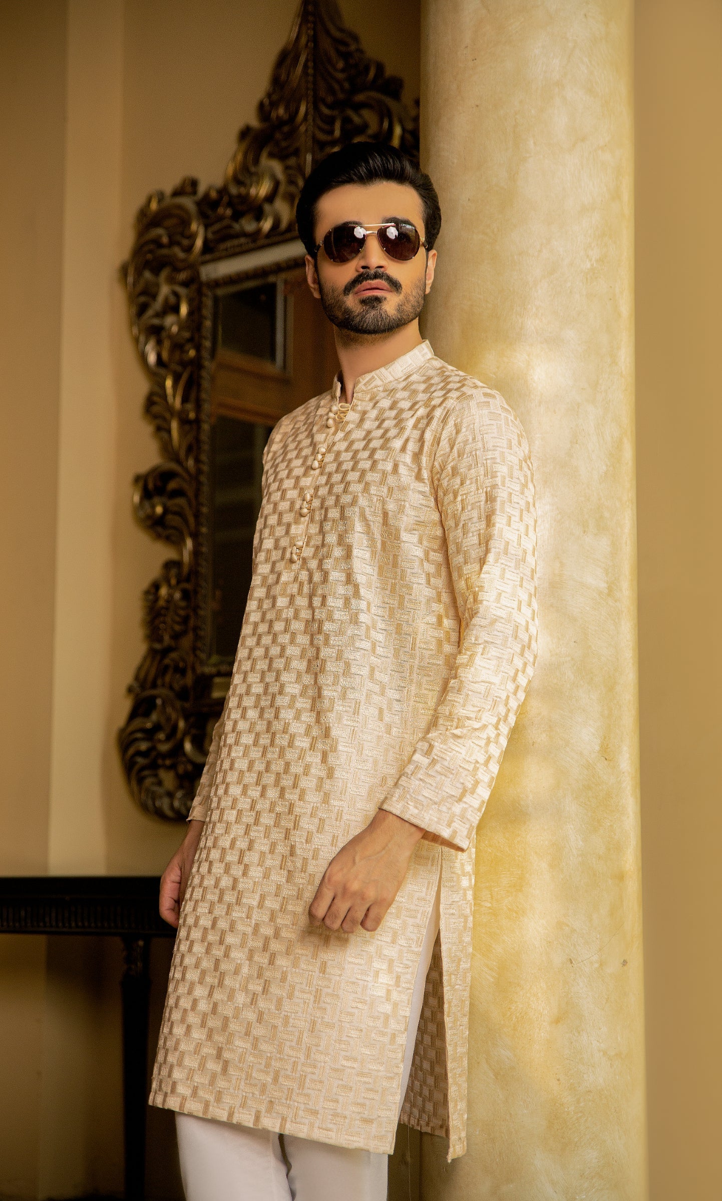 masuri Kurta Set in Gold