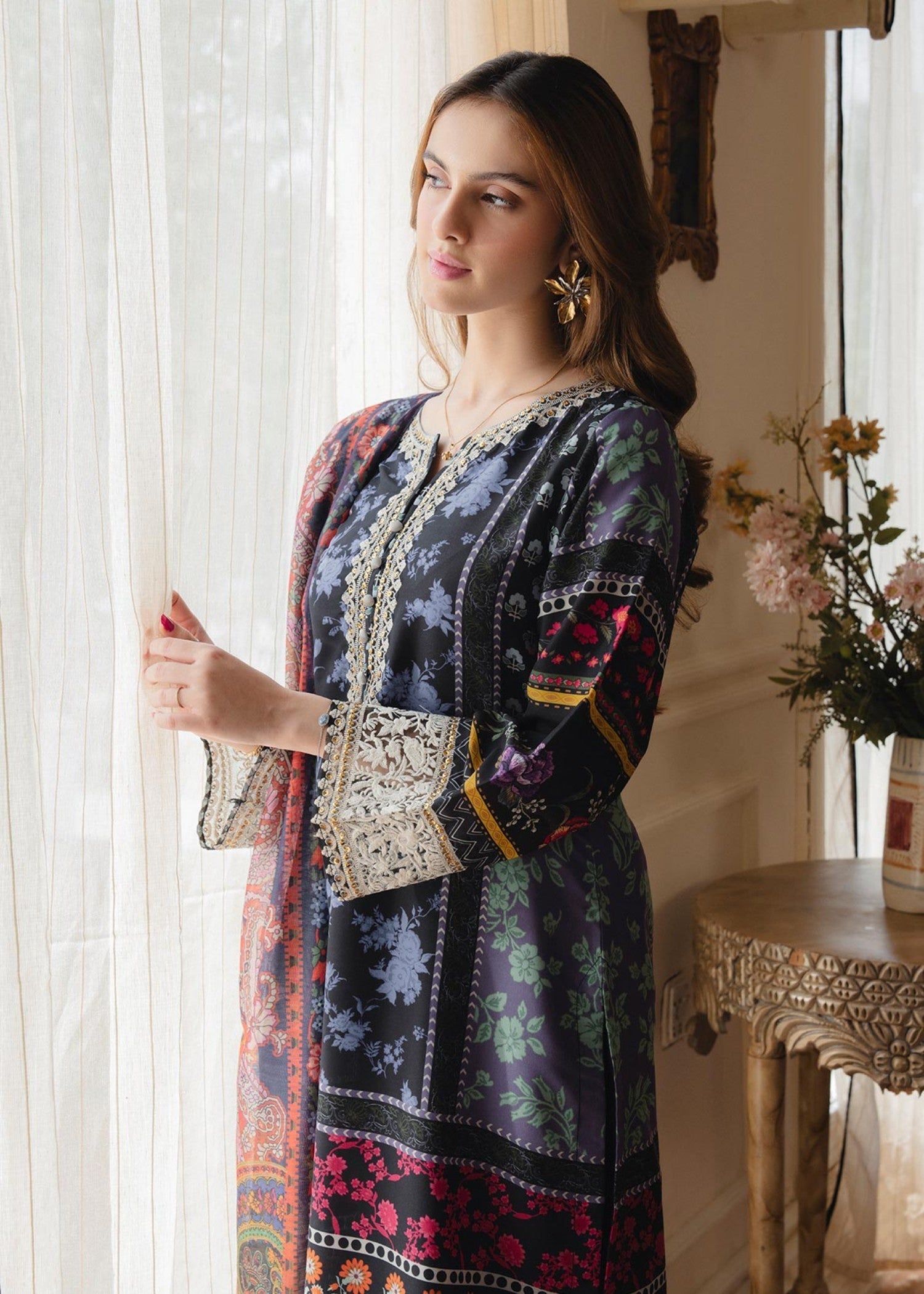 silk crepe Kurta Set in Black, midnight blue, maroon