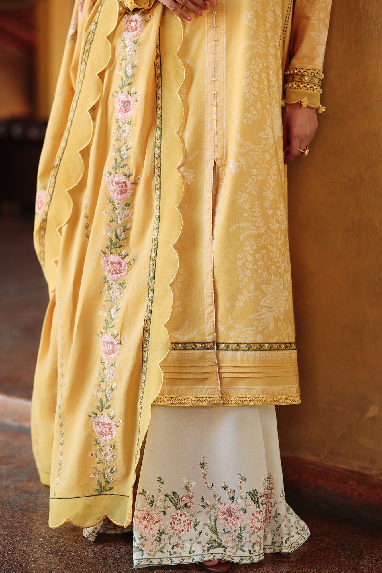Eid Lawn Edit – Petal Drapes
