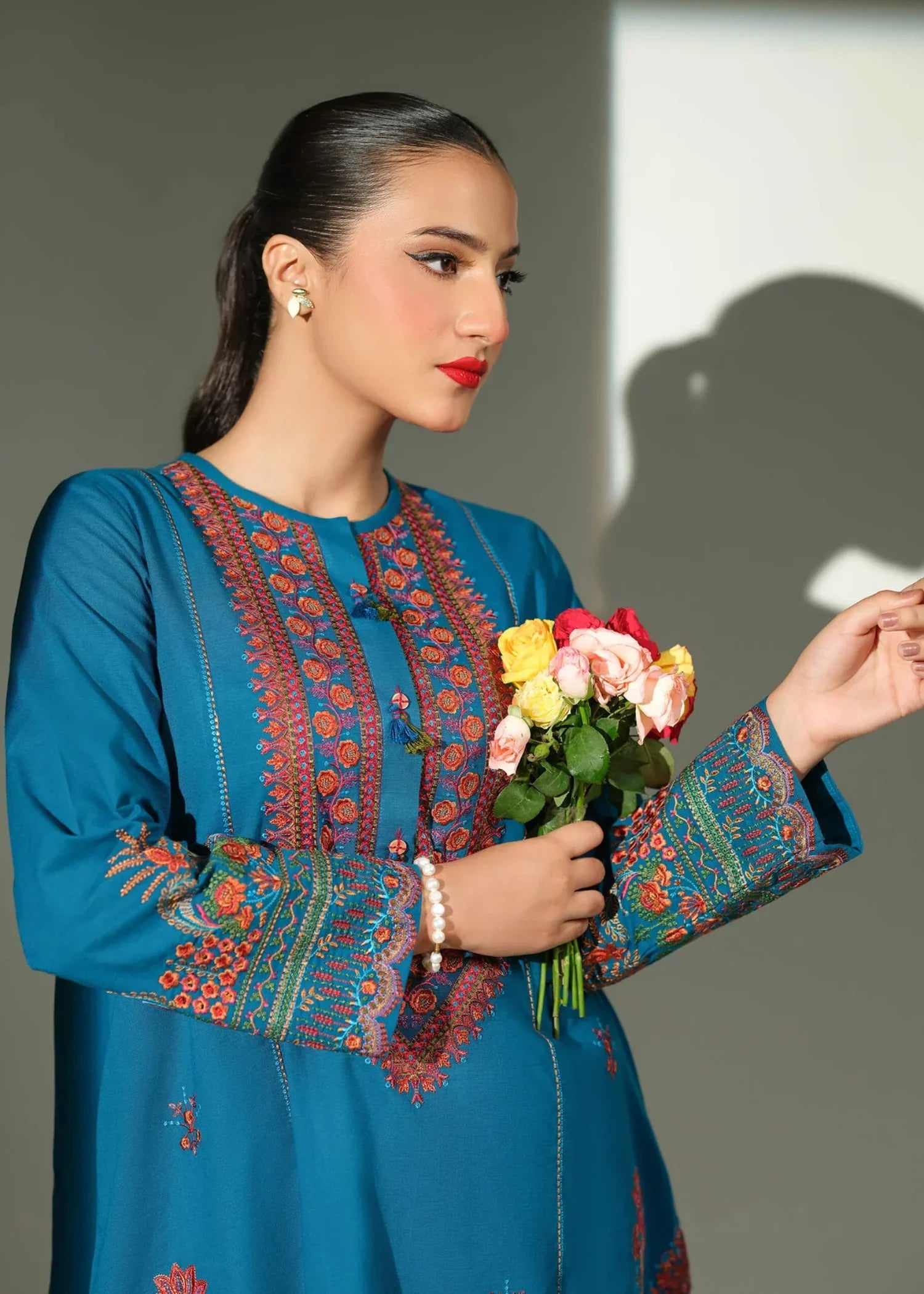 ribbed lawn Kurta Set in Sapphire blue