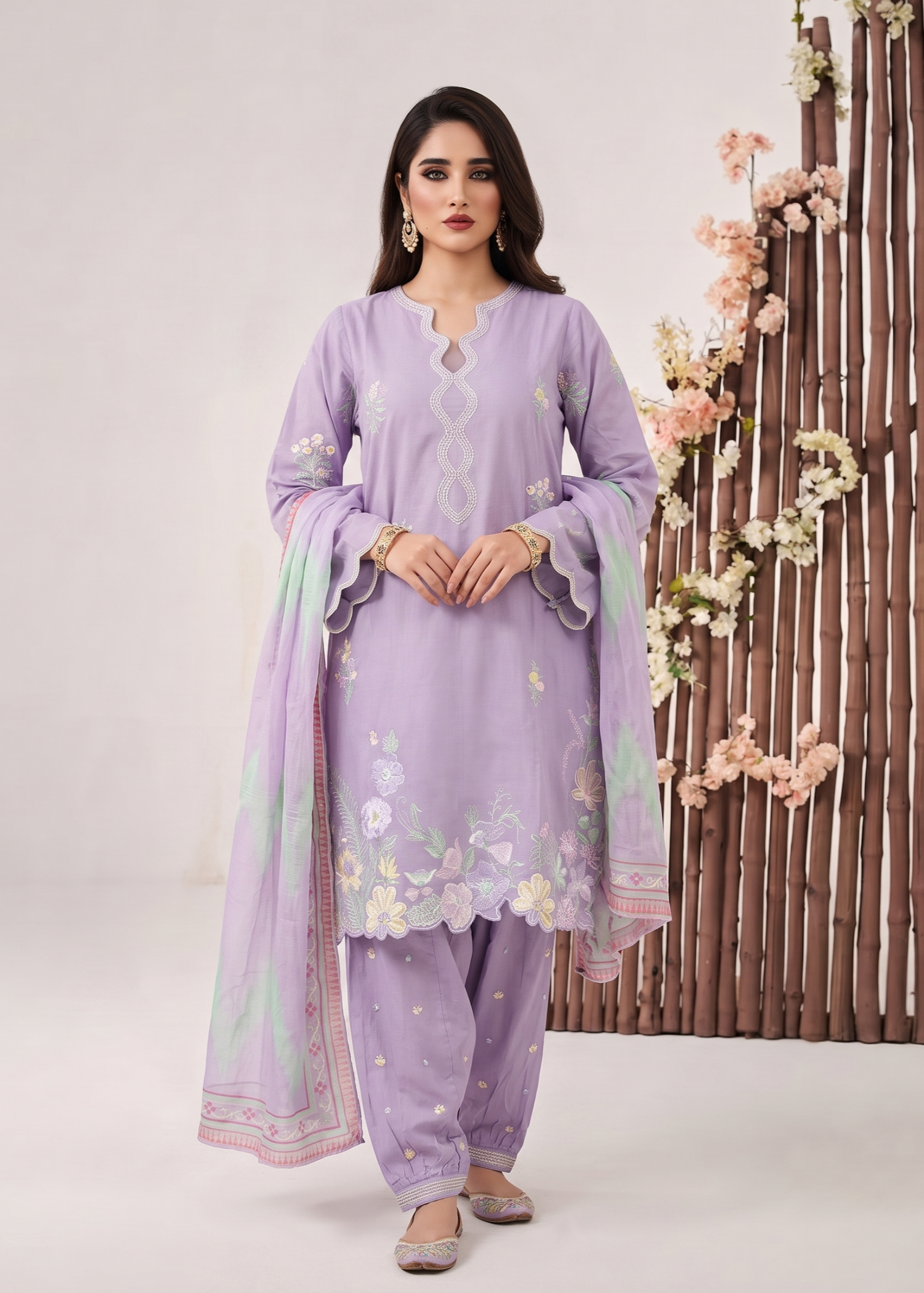 lawn Kurta Set in Lavender