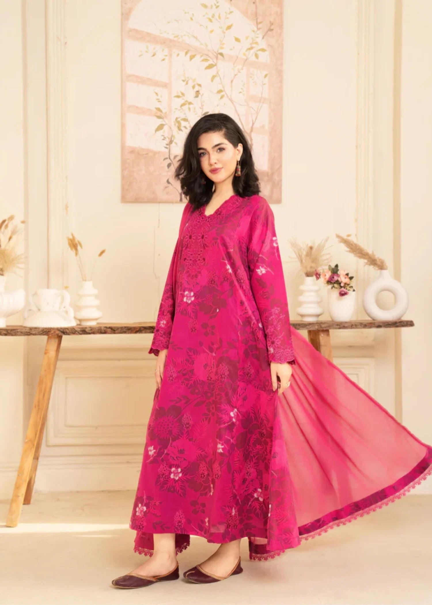 lawn cotton Pishwas in Shocking pink
