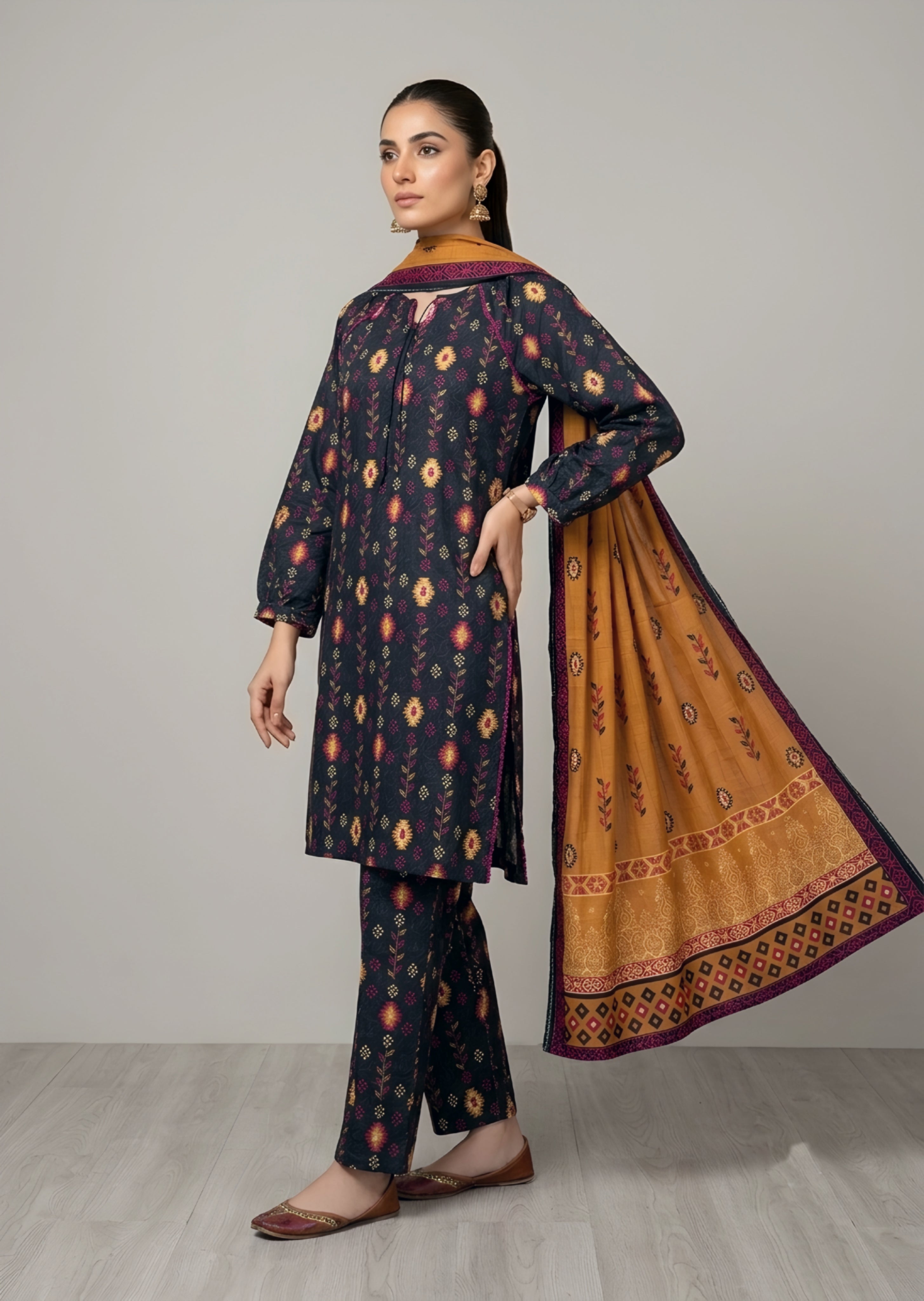khaddar Kurta Set in Burgundy, jet black