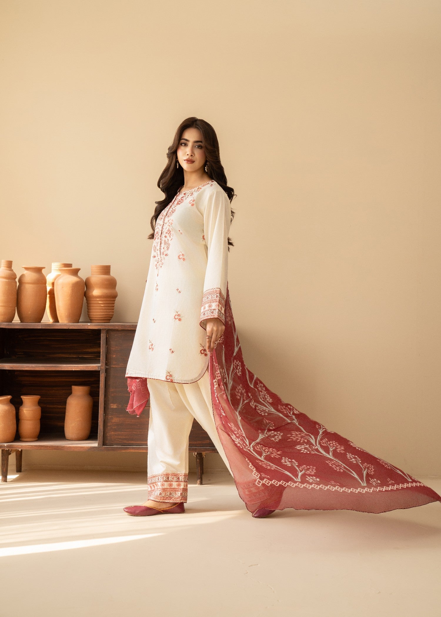 lawn cotton Kurta Set in Ivory