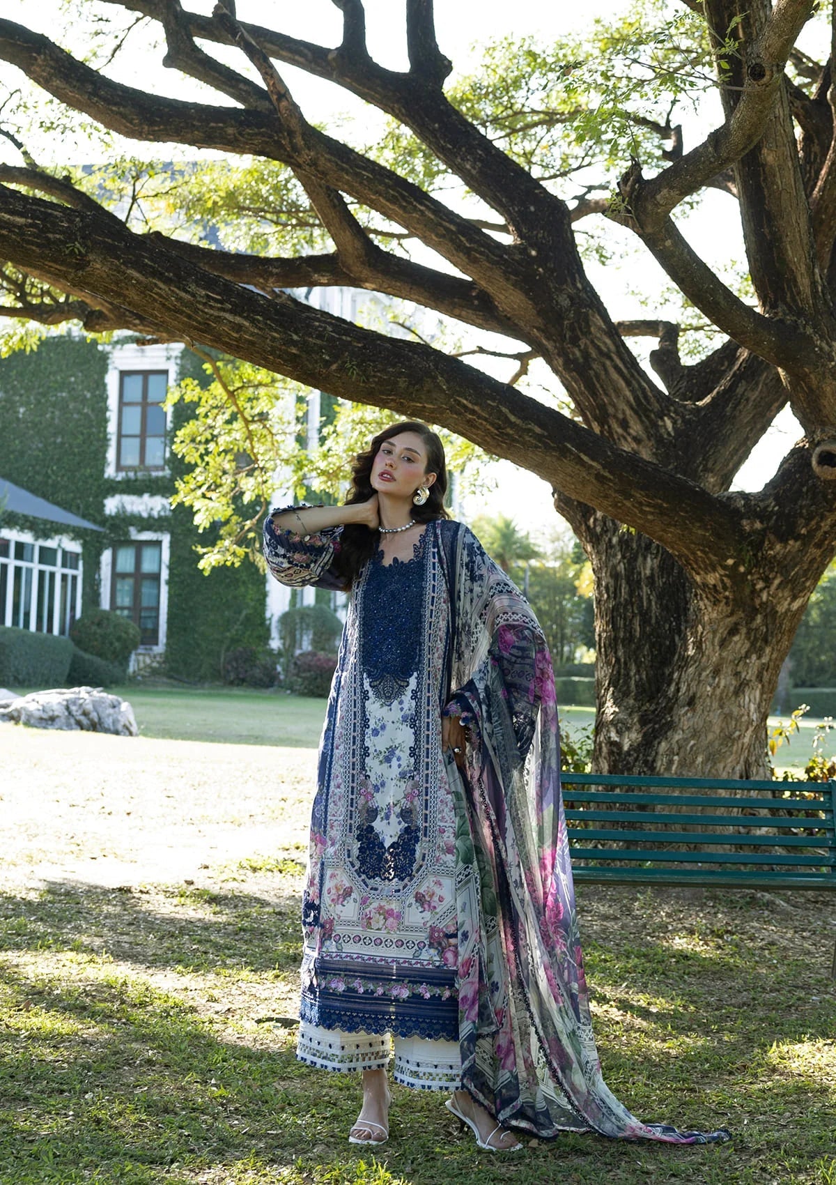 Signature Embroidered Lawn Prints – ESA-2A VERONICA