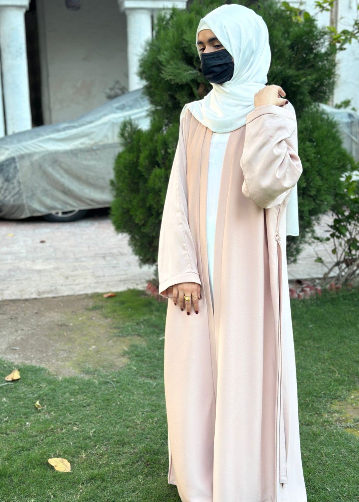 thai silk Abaya in Beige, off-white