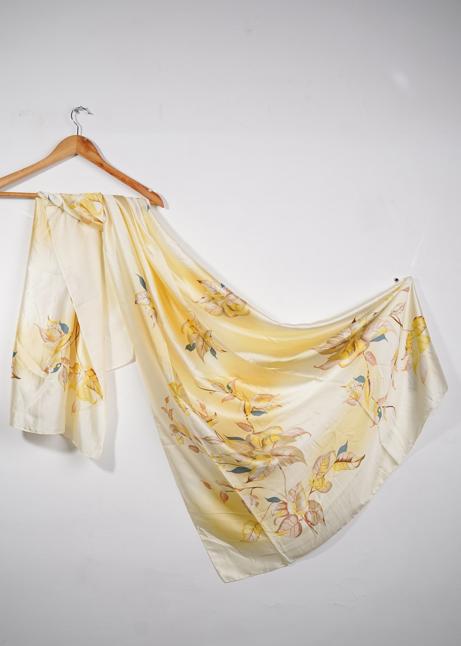 silk Hijab in Light yellow
