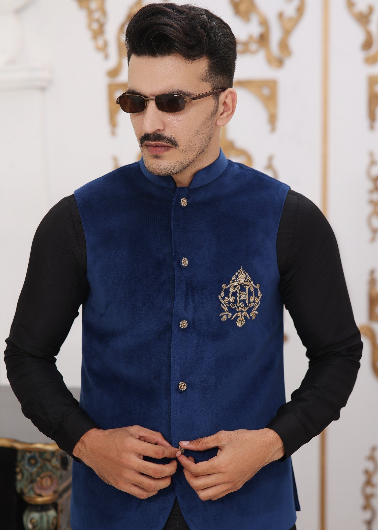 velvet Waistcoat in Royal blue