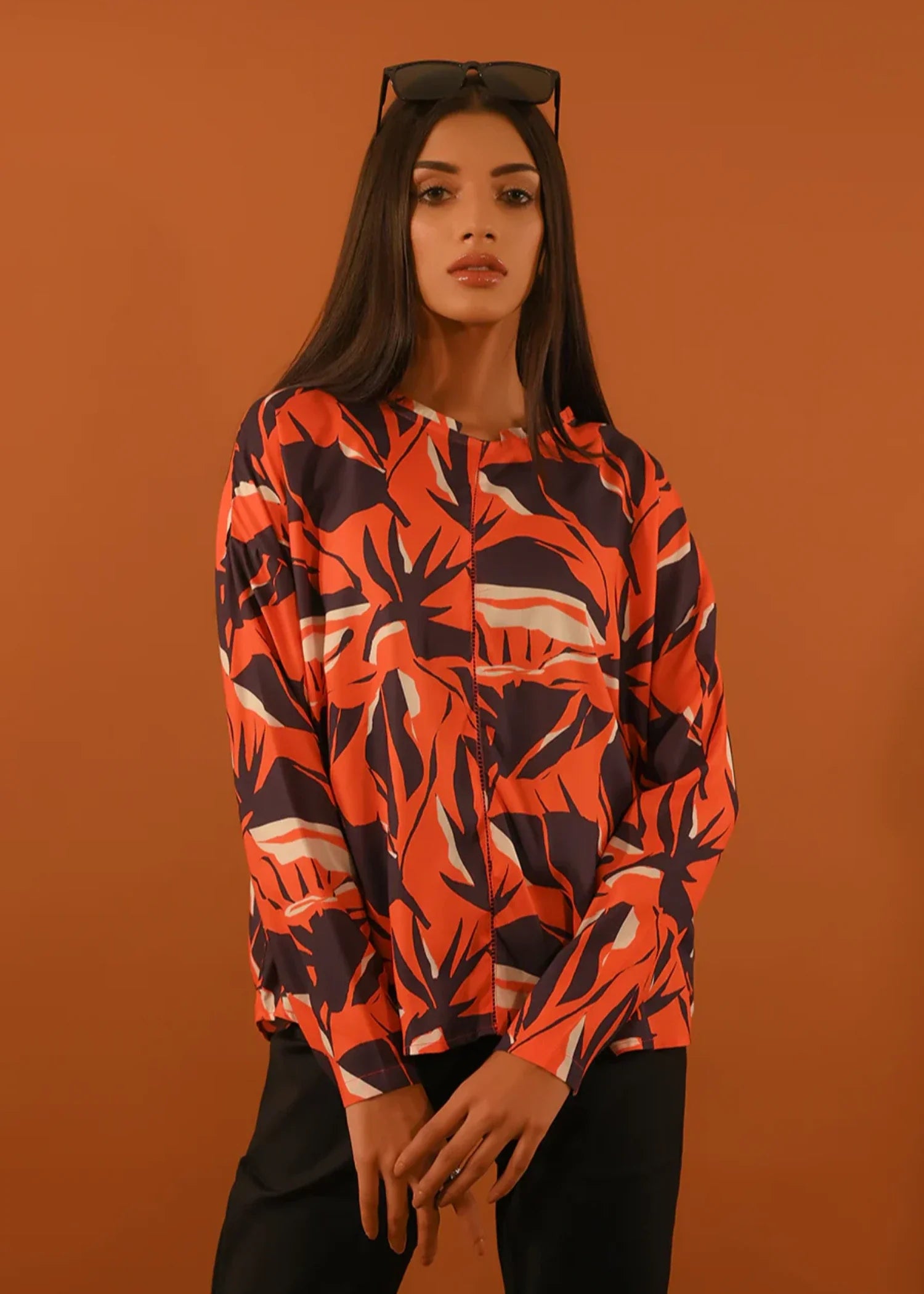 cambric Top in Tomato red