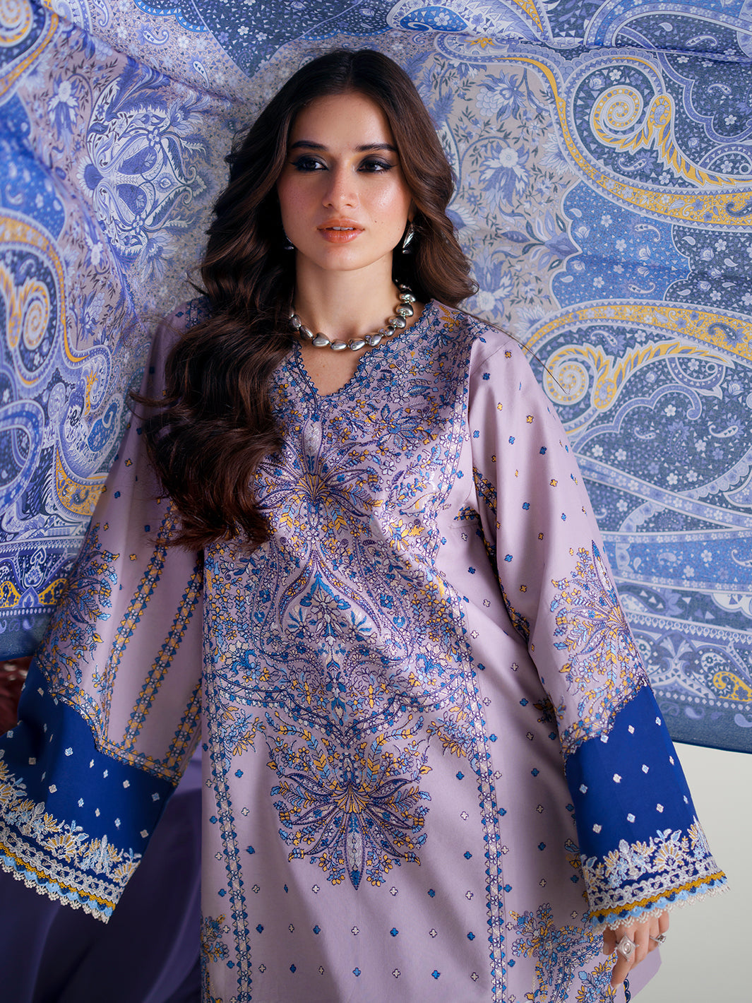 Amour Luxury Lawn – 182-B