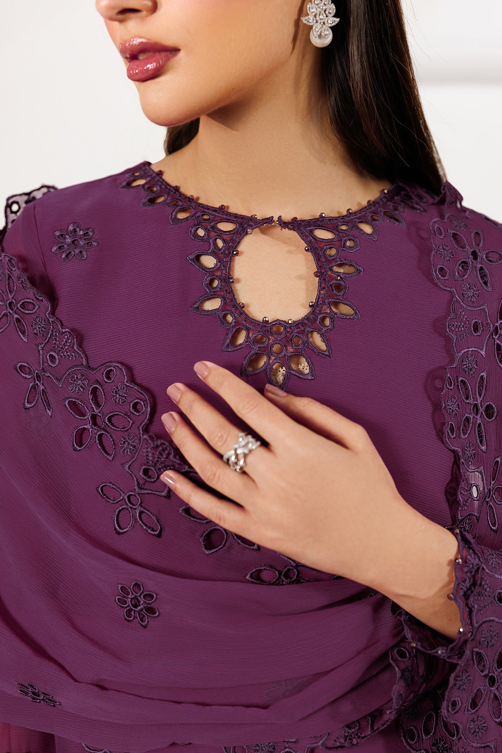 Nourah Formals – WADHAI