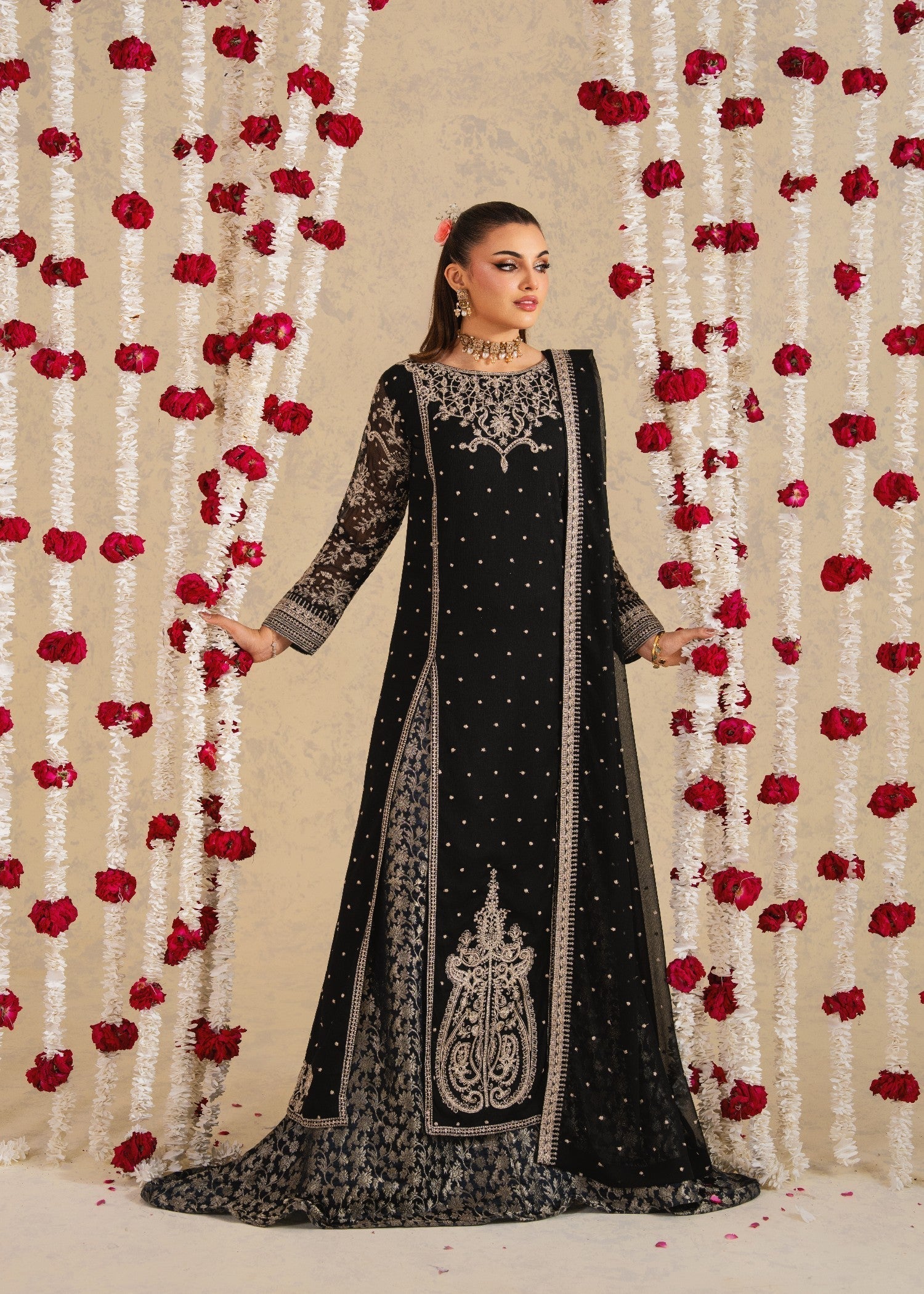 chiffon Pishwas in Black
