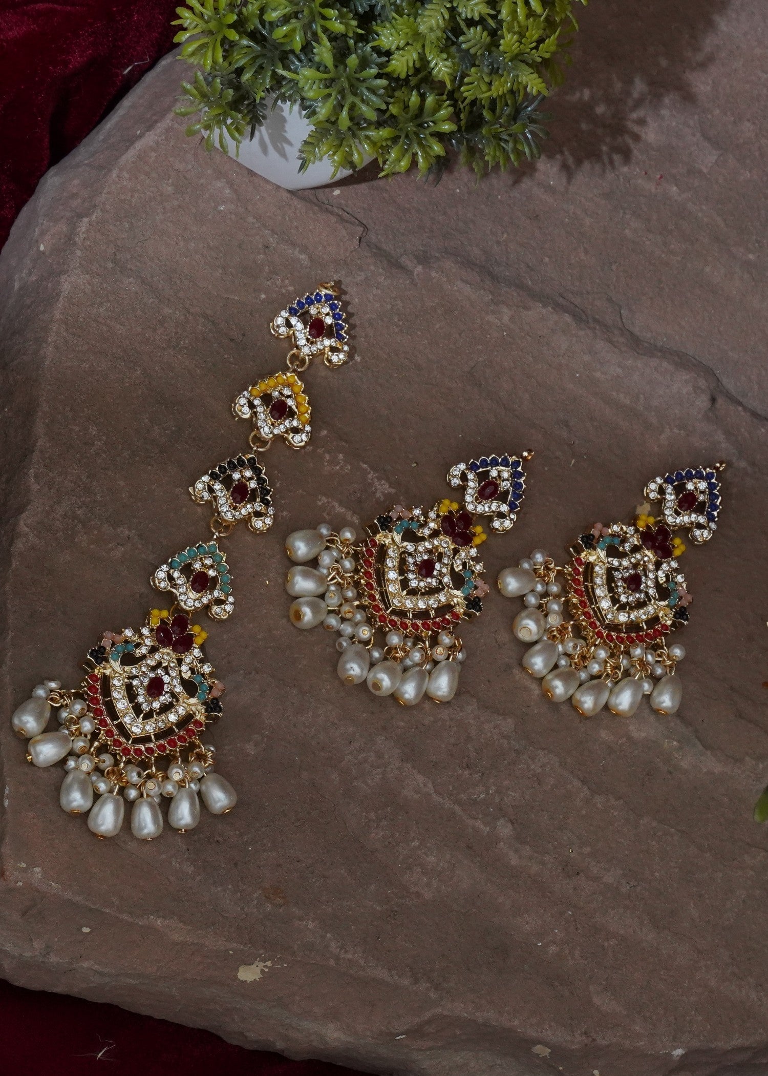 Jewelry Set in Multi Color by - Trendy Women Jewelry Set ZRZ2690