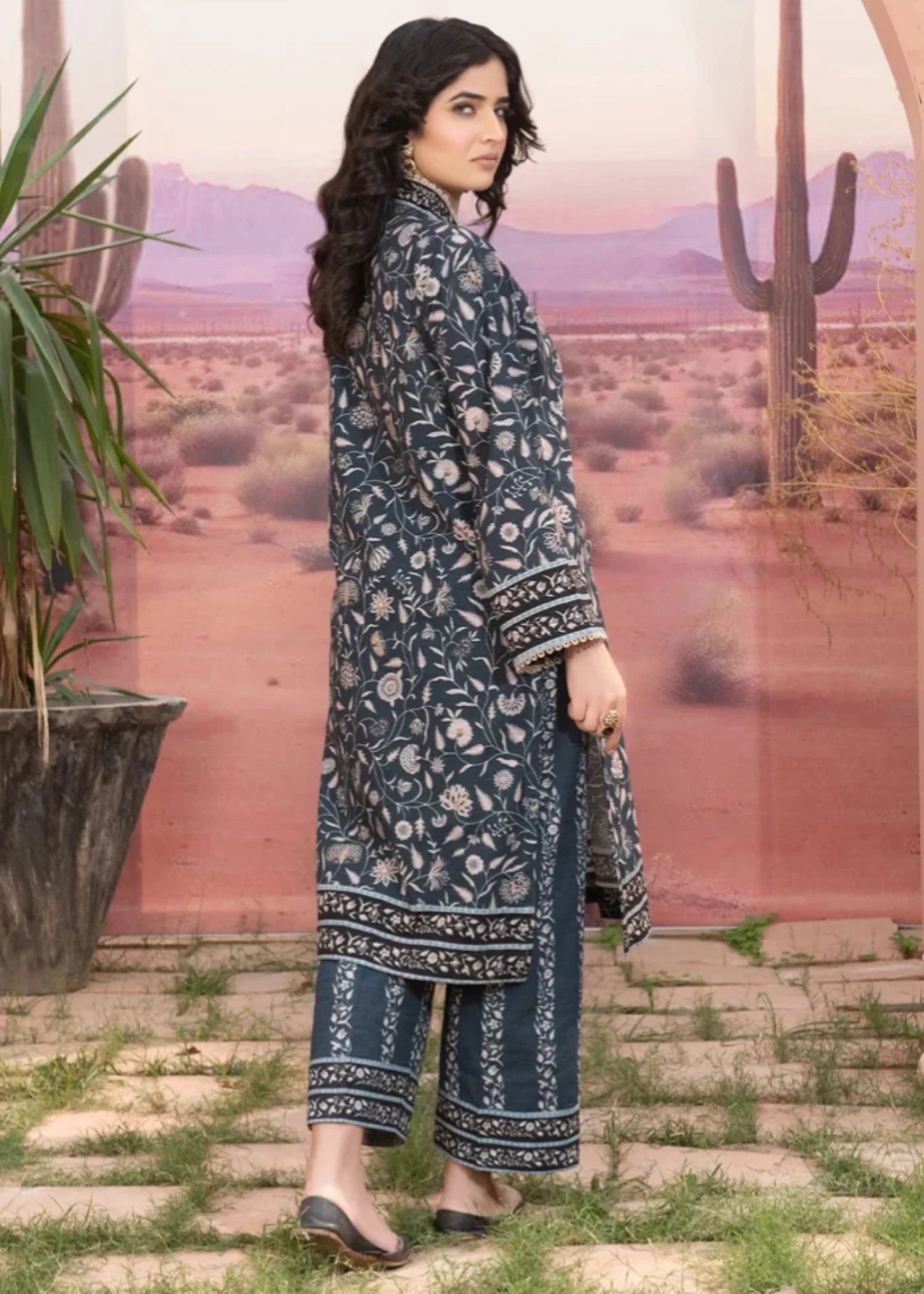 khaddar Unstitched in Midnight