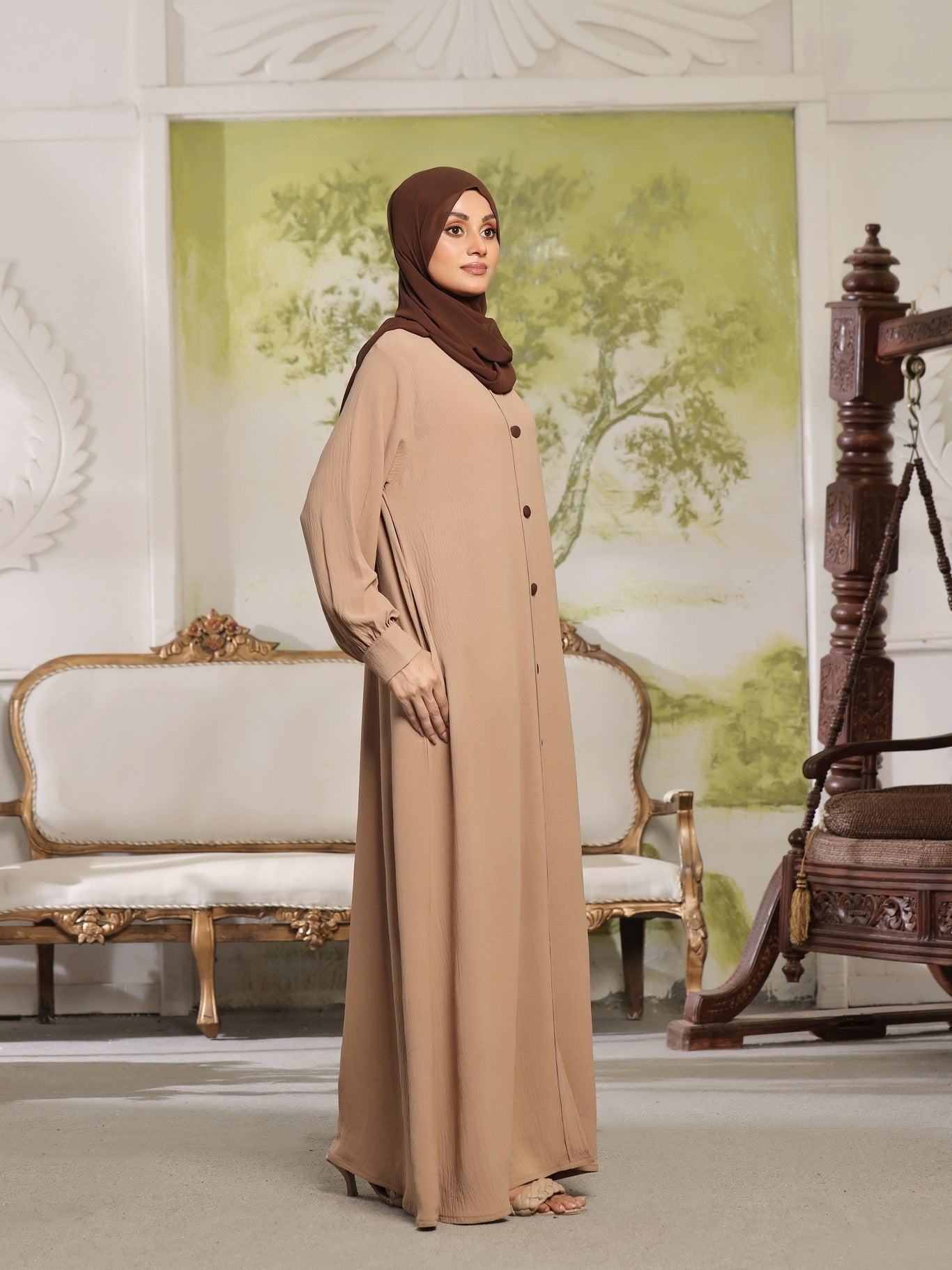 polyester Abaya in Camel brown