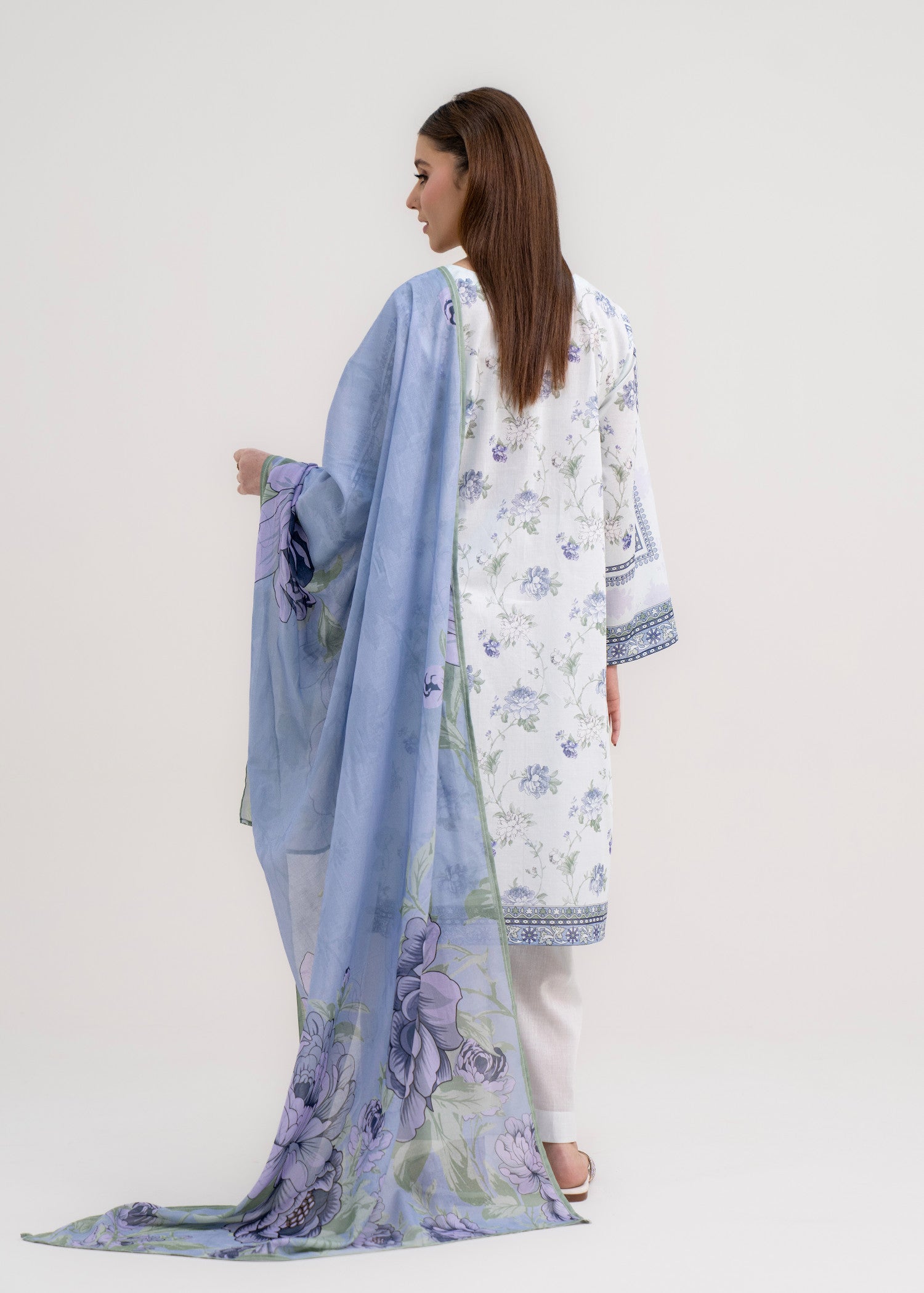 lawn Unstitched in Periwinkle, cloud blue