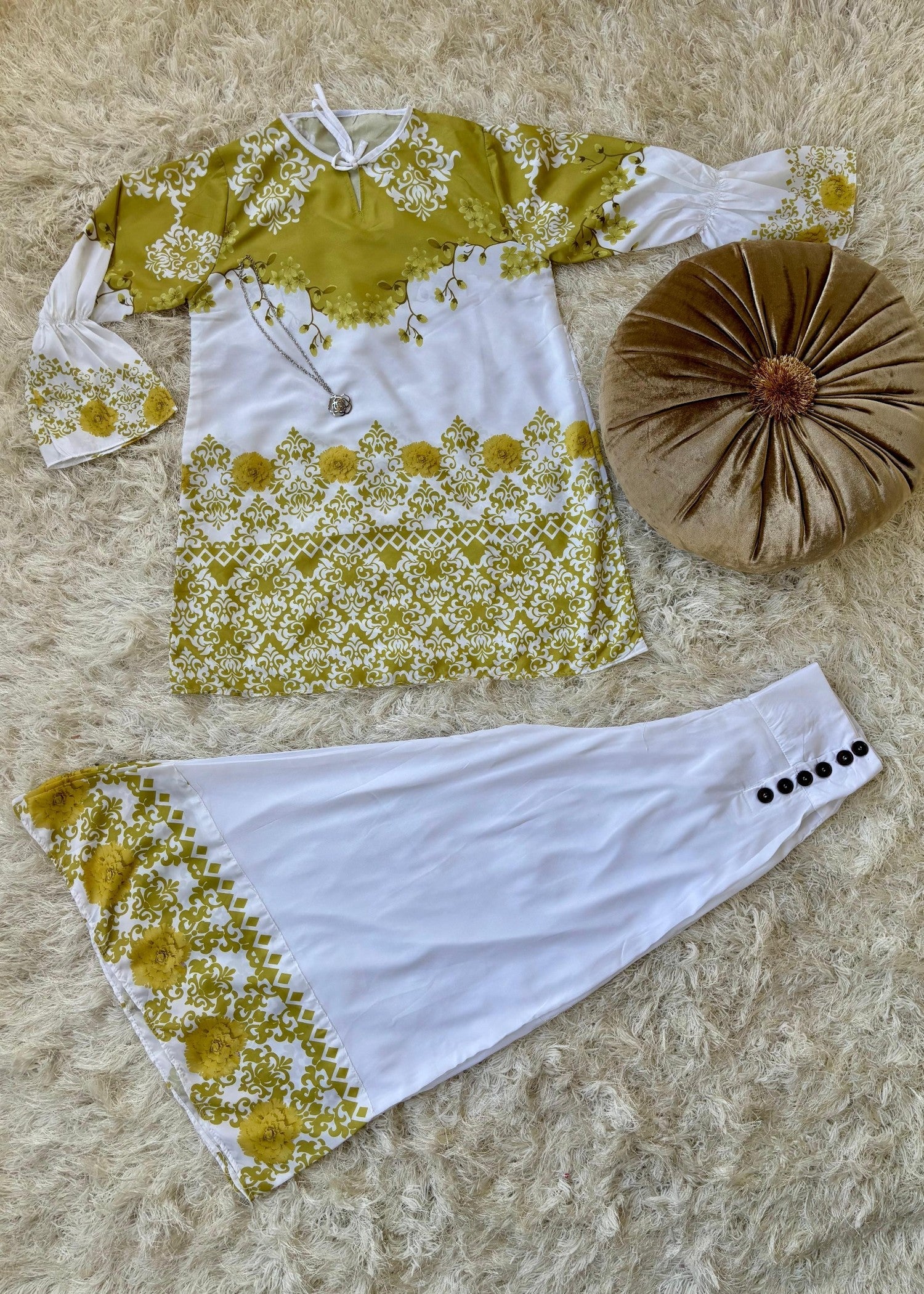 blended grip silk Co ord Sets in Olive green