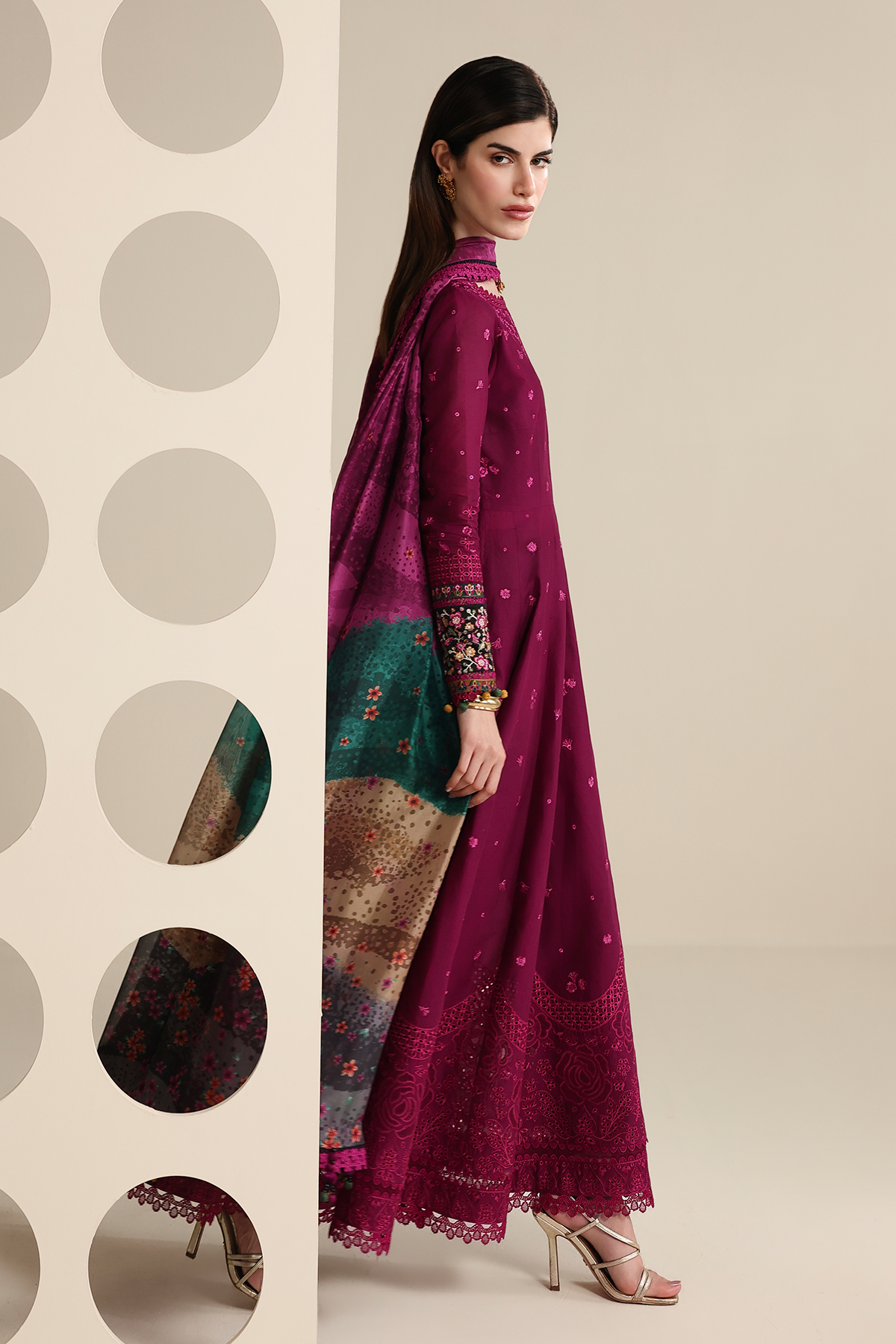 Iris Luxury Festive Lawn – IL26-D02