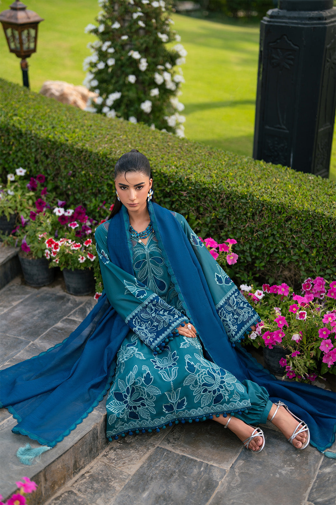 Summer Lawn – 7071-Bloom