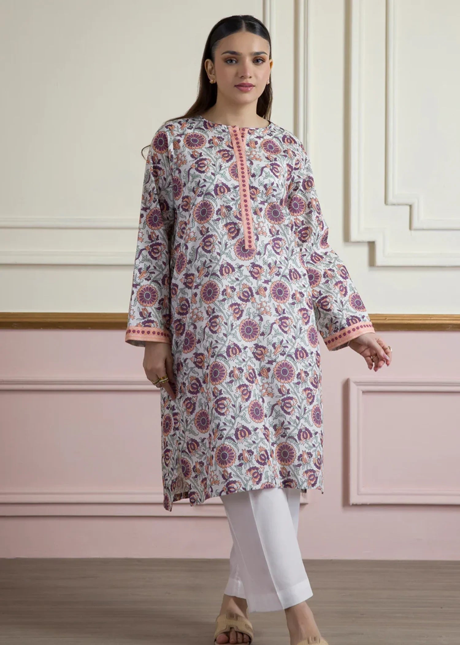 cambric Kurti in White