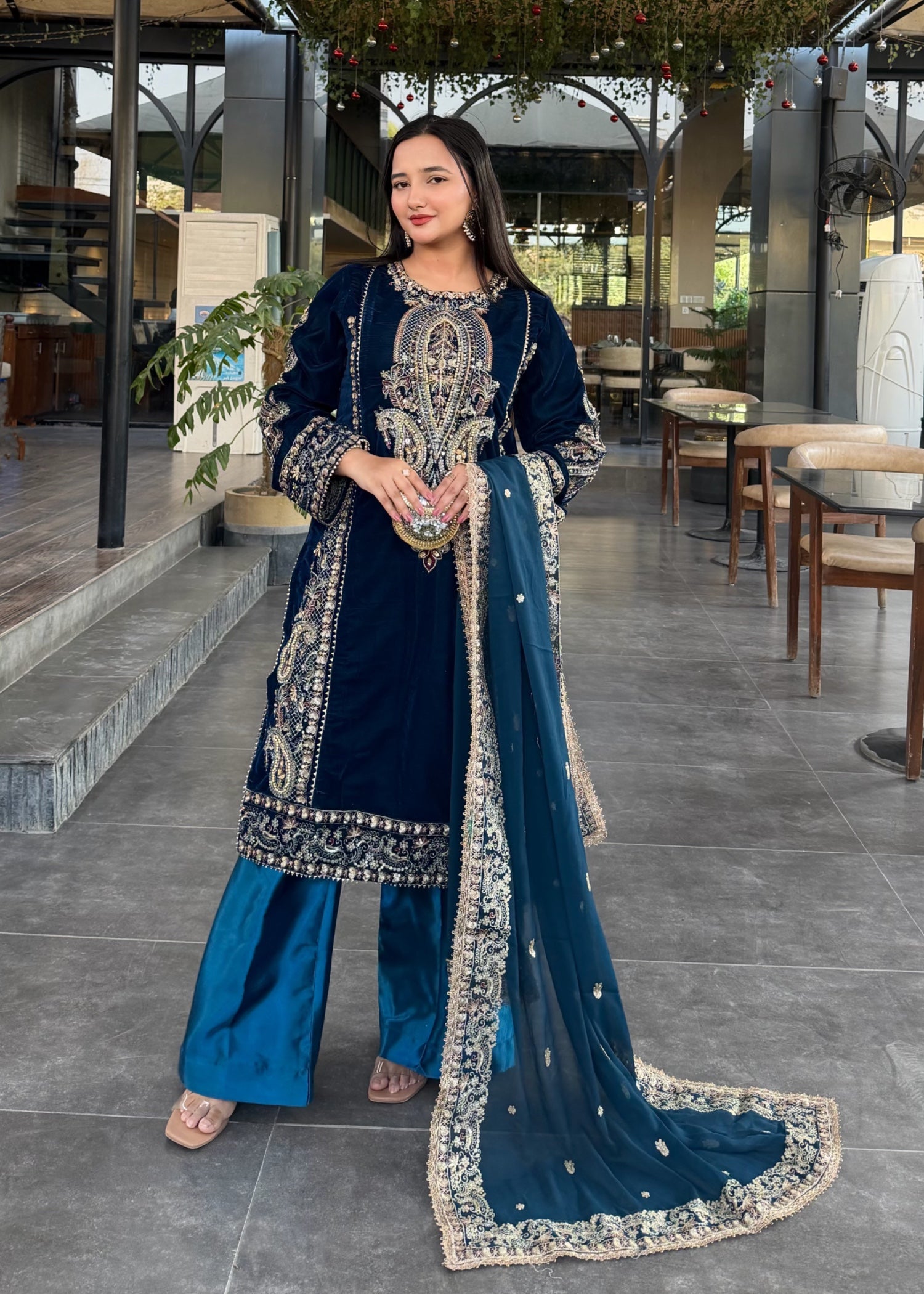 chinese micro velvet 9000 Kurta Set in Dark blue