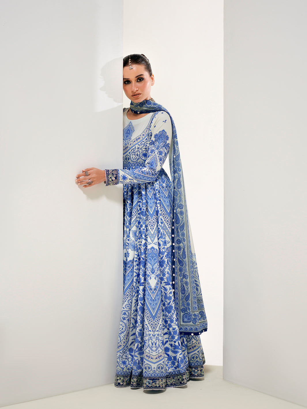 Amour Luxury Lawn – 188-A