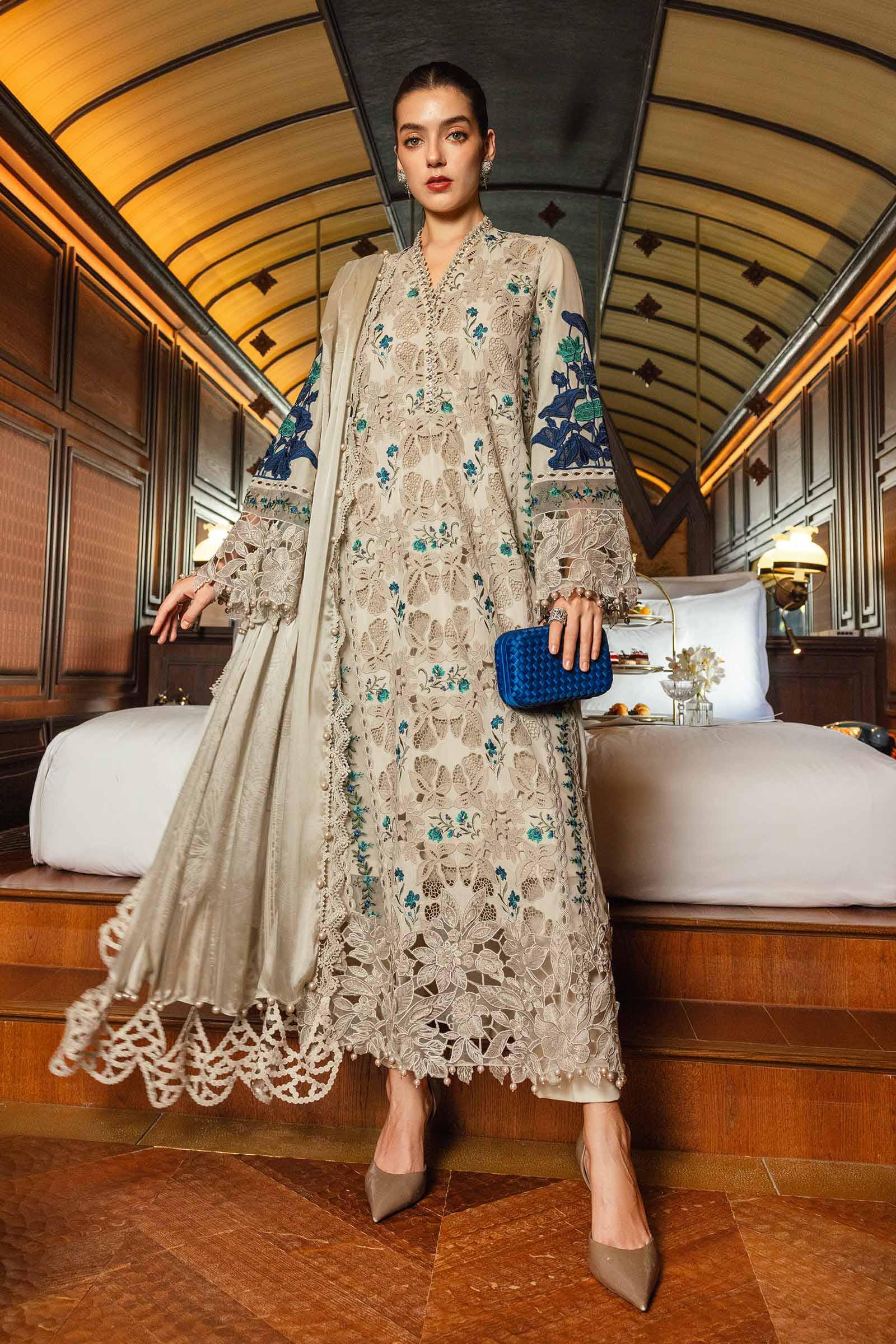 Eid Festive Luxury Lawn – EL26-08