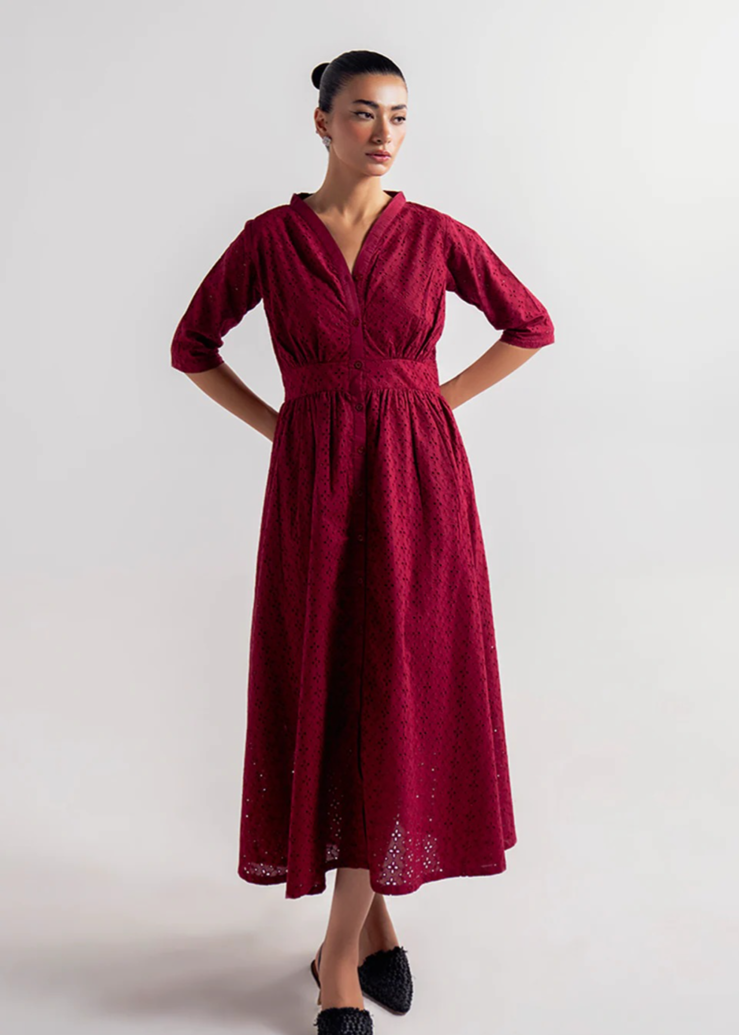 schiffli Dress in Maroon