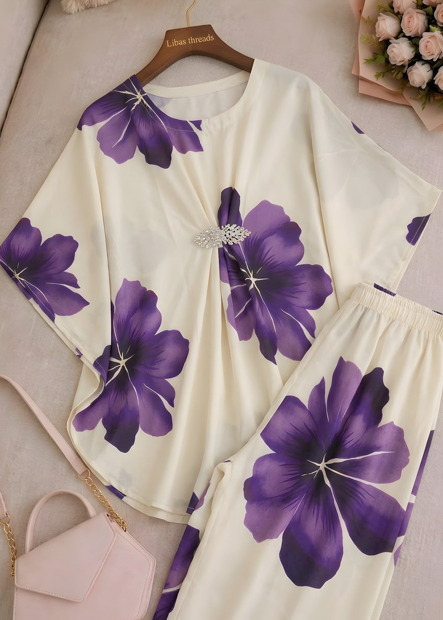 poly silk Kaftan in Purple, beige