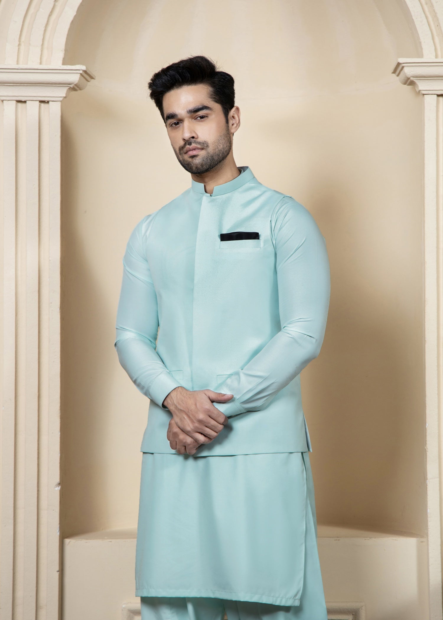 wash & wear Waistcoat in Pastel green