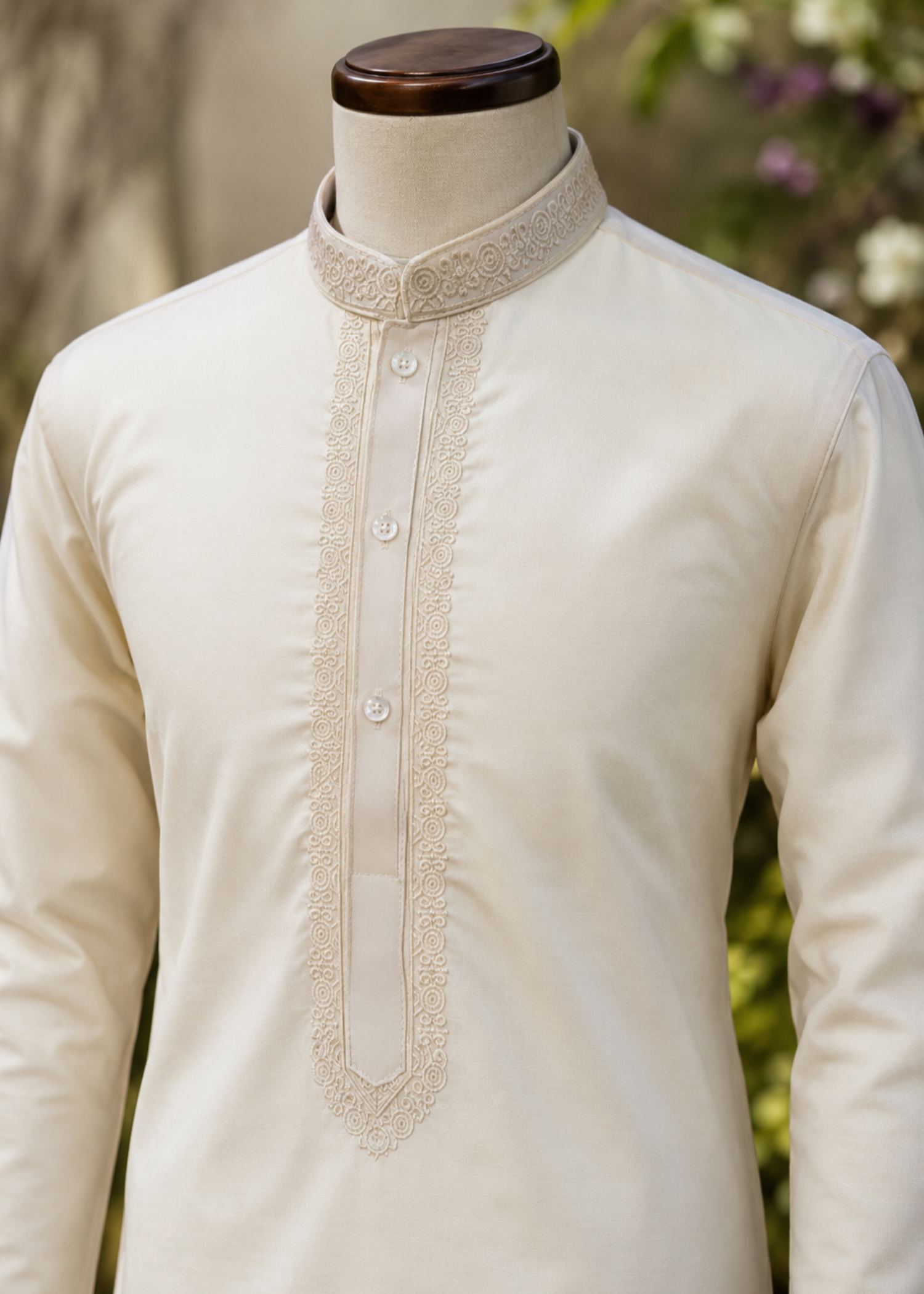 wash & wear Kurta Set in Off-white by Dulha Fashion House