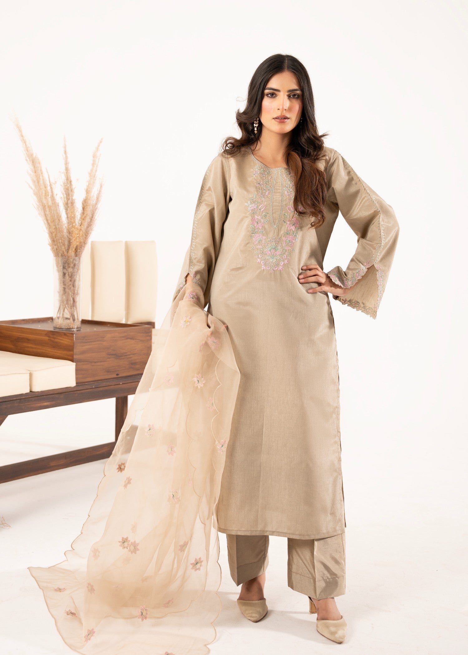 pk raw silk Kurta Set in Beige