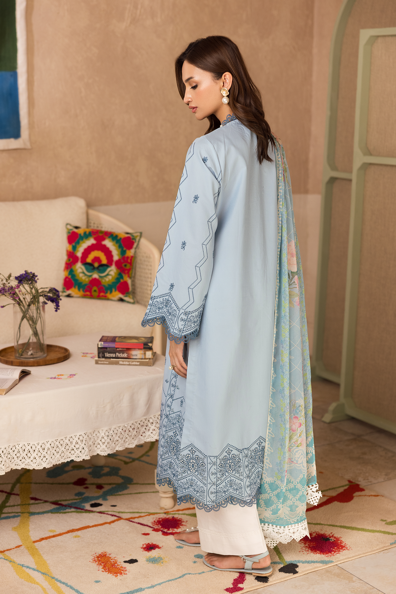 Nissa Chikankari Lawn – N-12