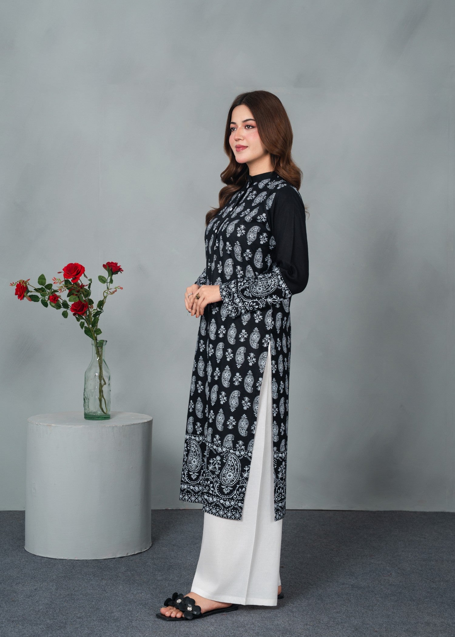 linen Kurti in Black