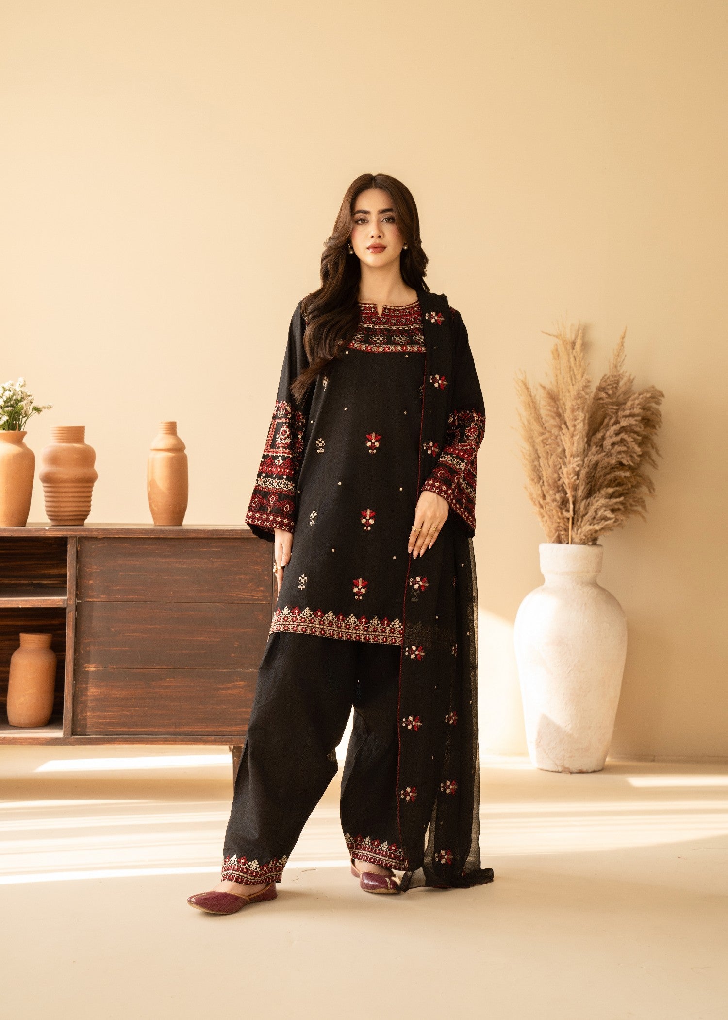 lawn cotton Kurta Set in Black