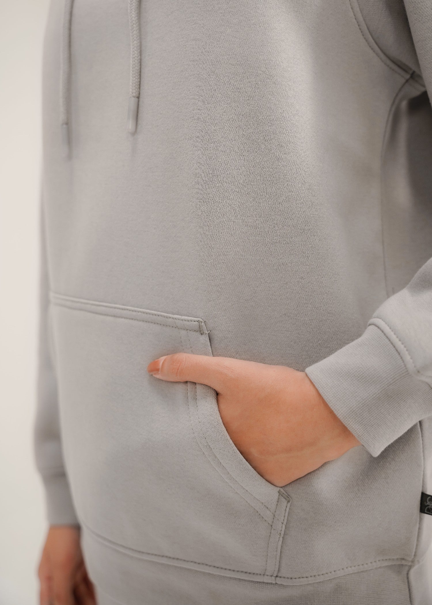 fleece Hoodie in Silver