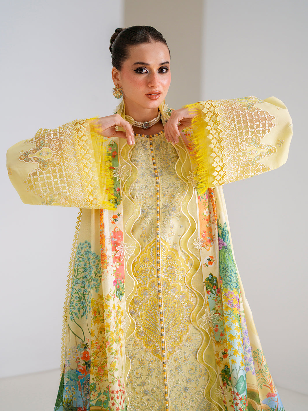 Amour Luxury Lawn – 187-B