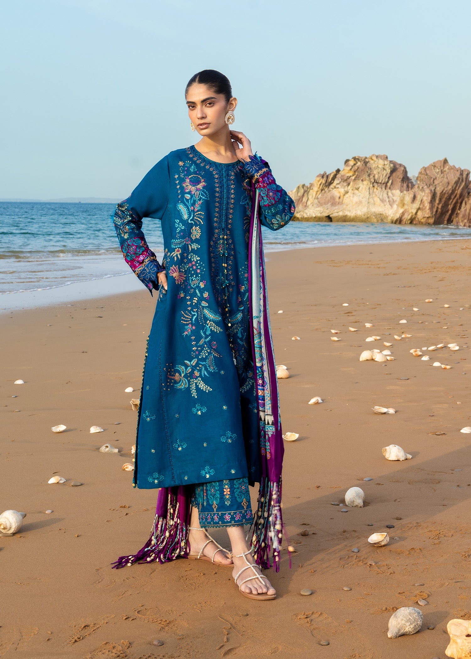 Festive Luxury Lawn – Shehnaaz