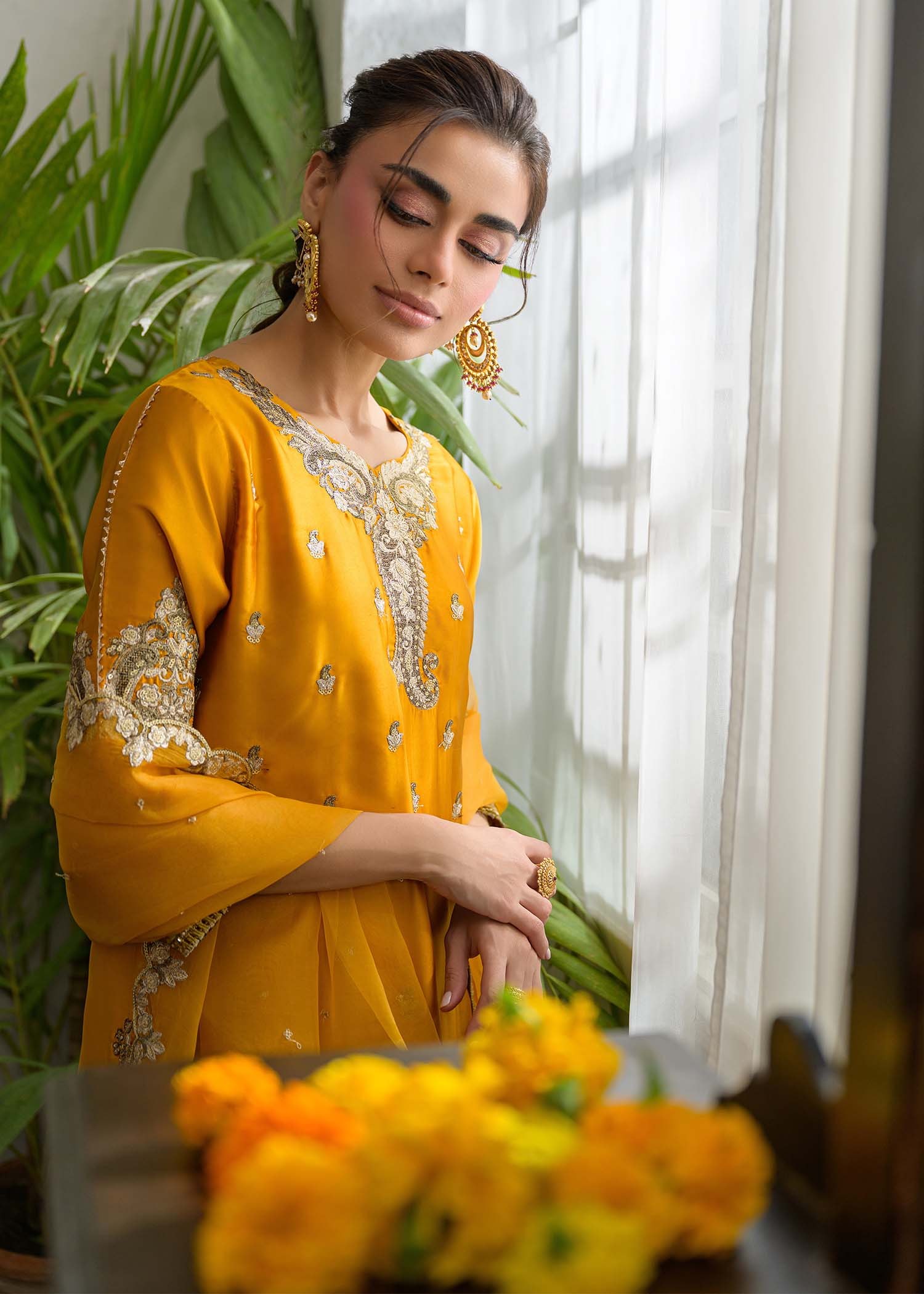 charmuse/shamooz Kurta Set in Mustard
