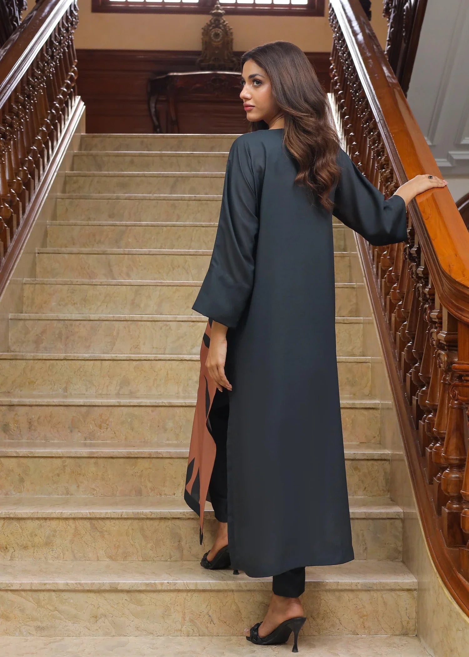 georgette Kurti in Brown